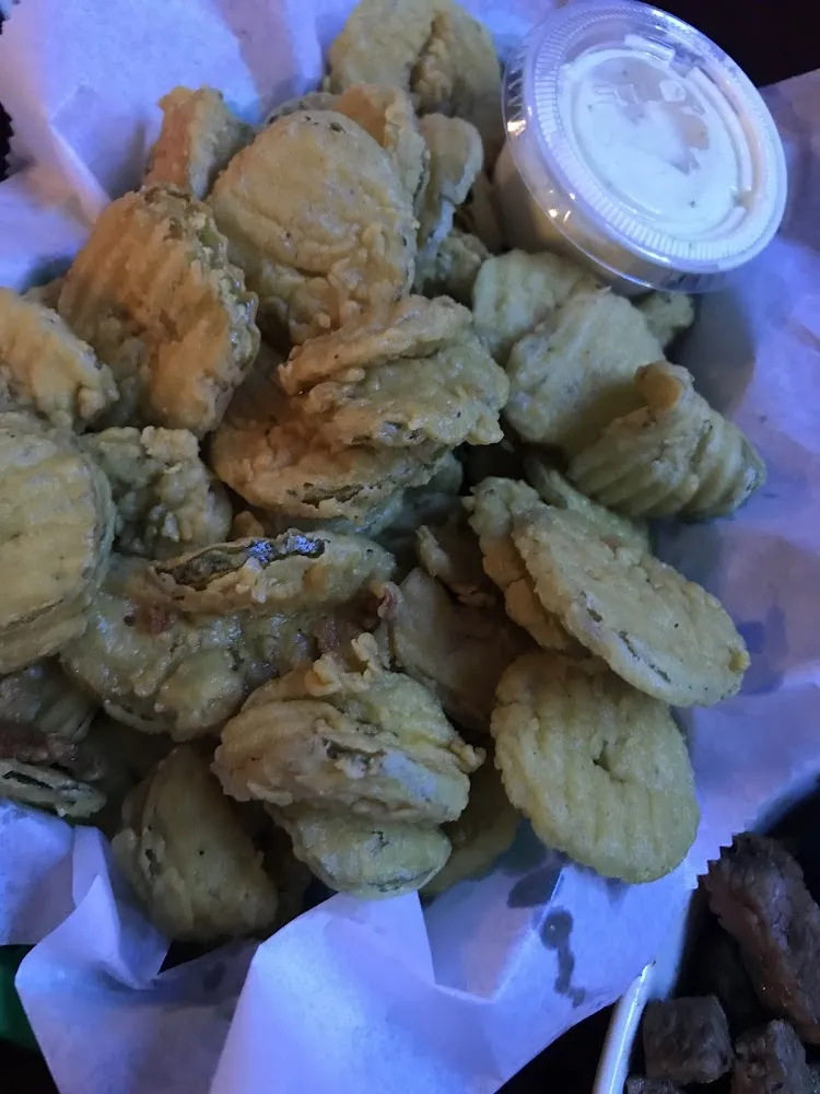 Crispy Fried Pickle Slices